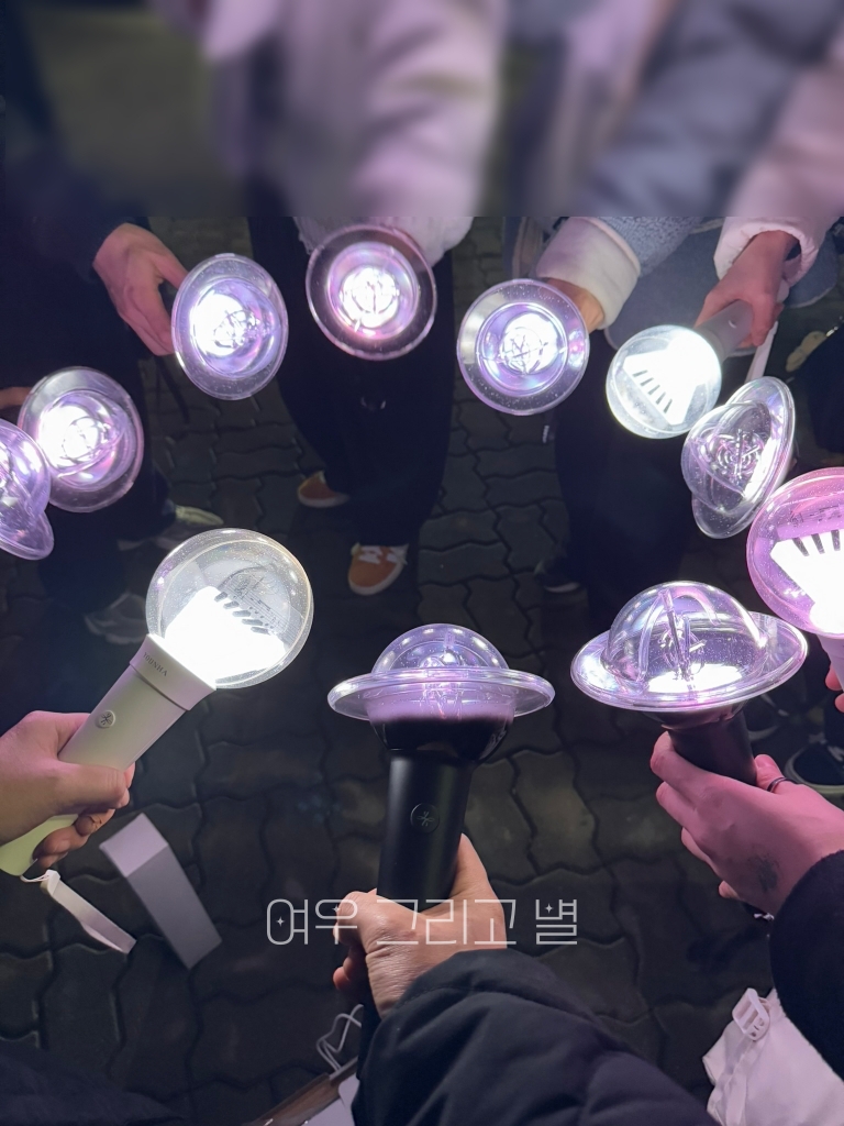 하얀색으로 맞추어 홀봉샷